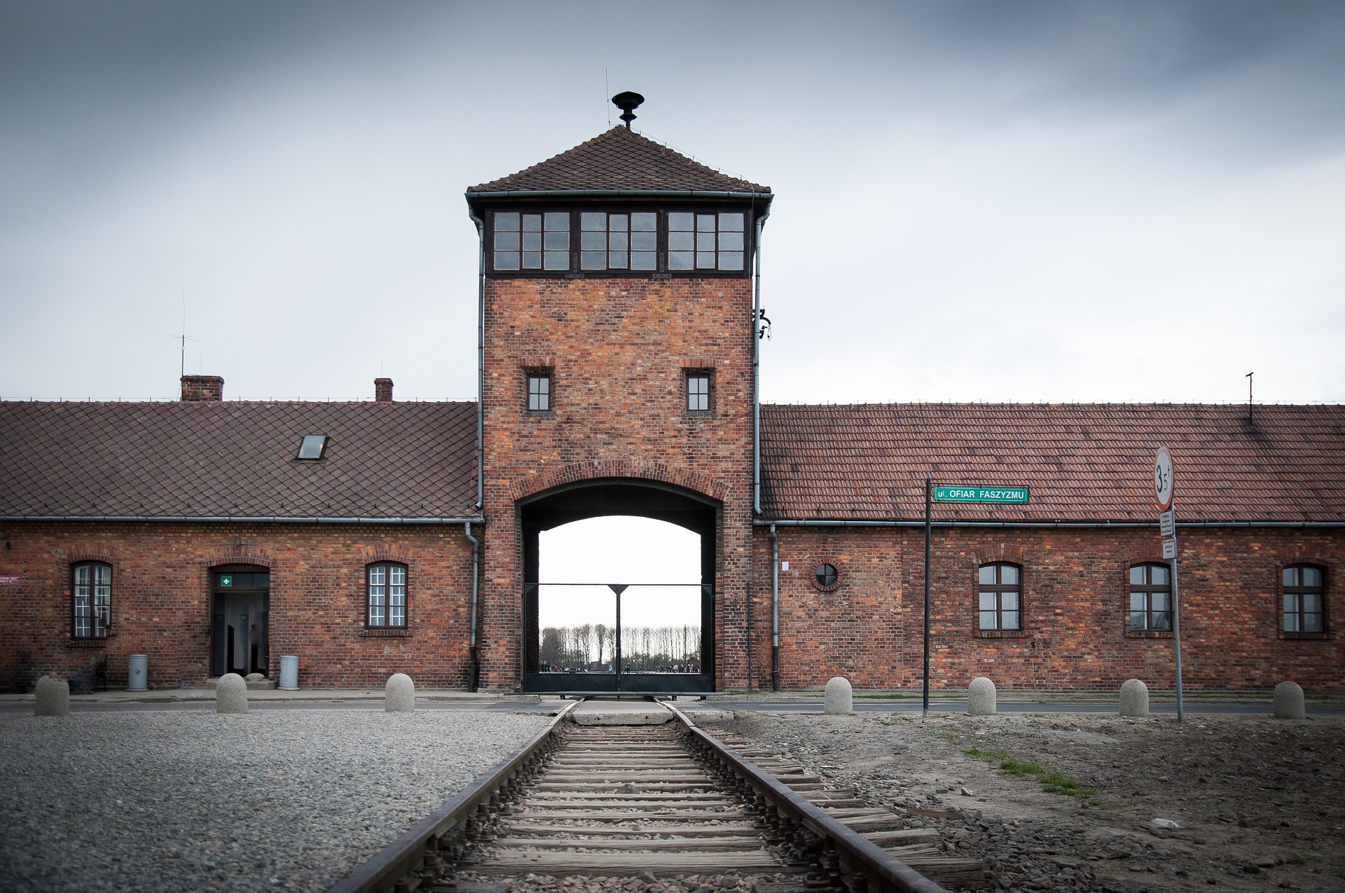 Auschwitz-Birkenau Museum in Oświęcim und Wadowice (ab 169 PLN/Person.) 